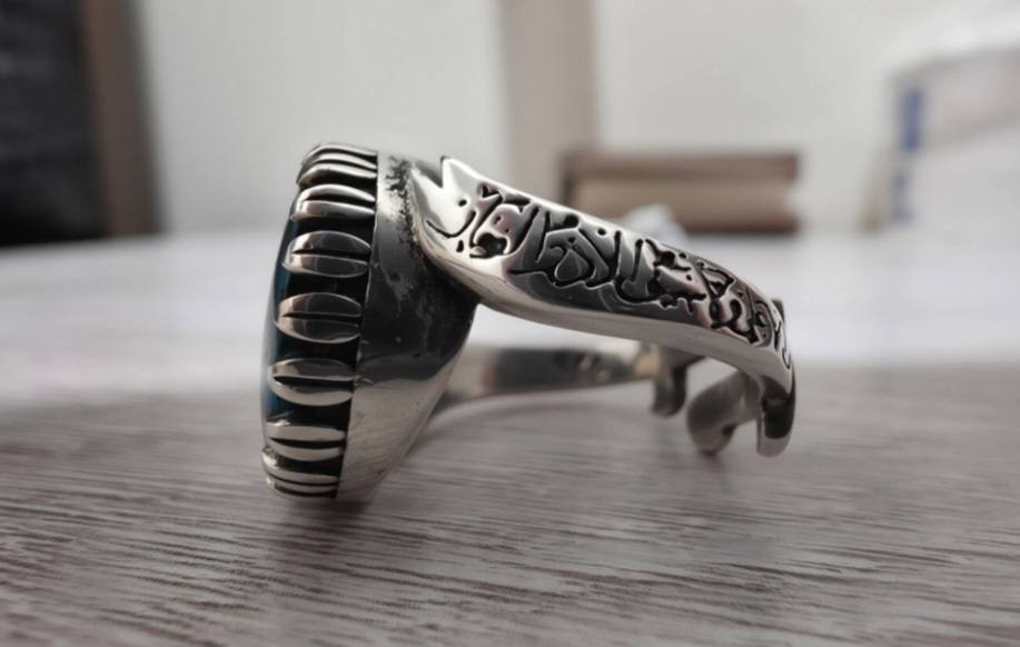 سبحه من الكوك + محبس فيروز نيشابوري صياغه ايرانيه قديم 
مقتنيات خاصة 
التواصل خاص فقط 
البيع داخل نطاق بغداد او الحله


**إذا كنت صاحب هذا الإعلان وتريد حذفه لأي سبب، رجاءا أرسل رسالة إلى الدعم الفني**