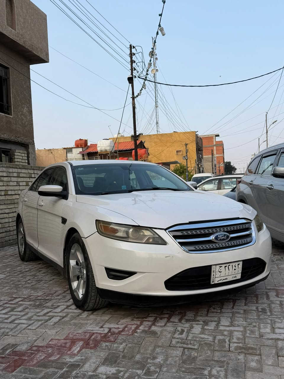 سلام عليكم للبيع فورد تورس 2011 خليجي وكاله نيڤا مكفولة بدون صبغ مكانها بغداد
***********
