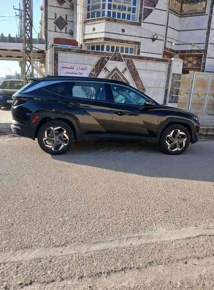 سلام عليكم هونداي توسان للبيع وارد أمريكي فول مواصفات لمتدت هايبرد موديل ٢٠٢٤ بغداد ***********
