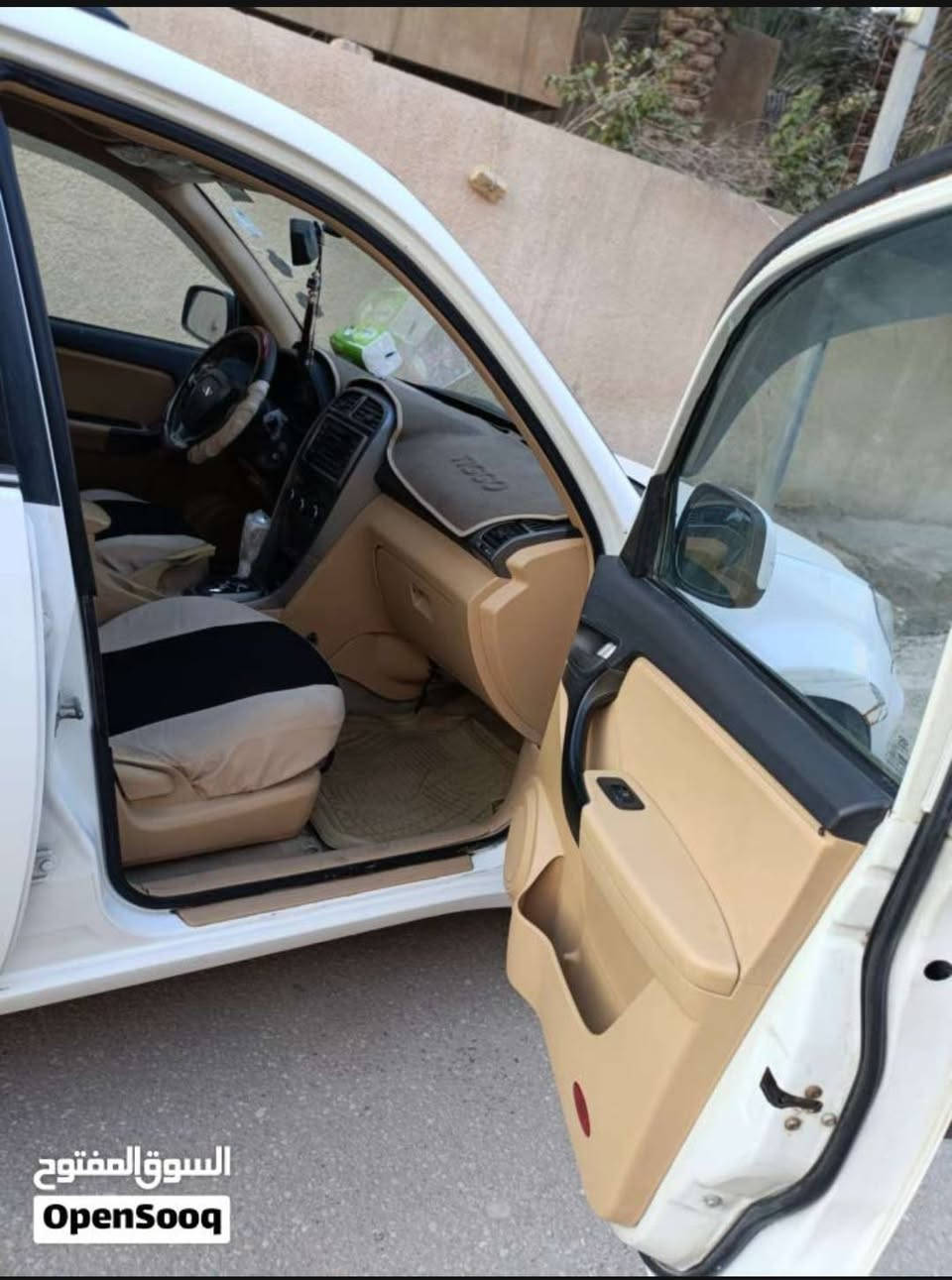 سياره تيكو مديل13 للبيع 47 وبيها مجال 
محرك نضيف لا يبخر ولا ينقص 
كير مرتب كل النمر تجي ما بي تاخير
حداديه نضيفه 
تبريد شغال تدفئه 
كهربائيات تايرات نضاف
سنويه لل29 باسمي *********** الزبير, البصرة
