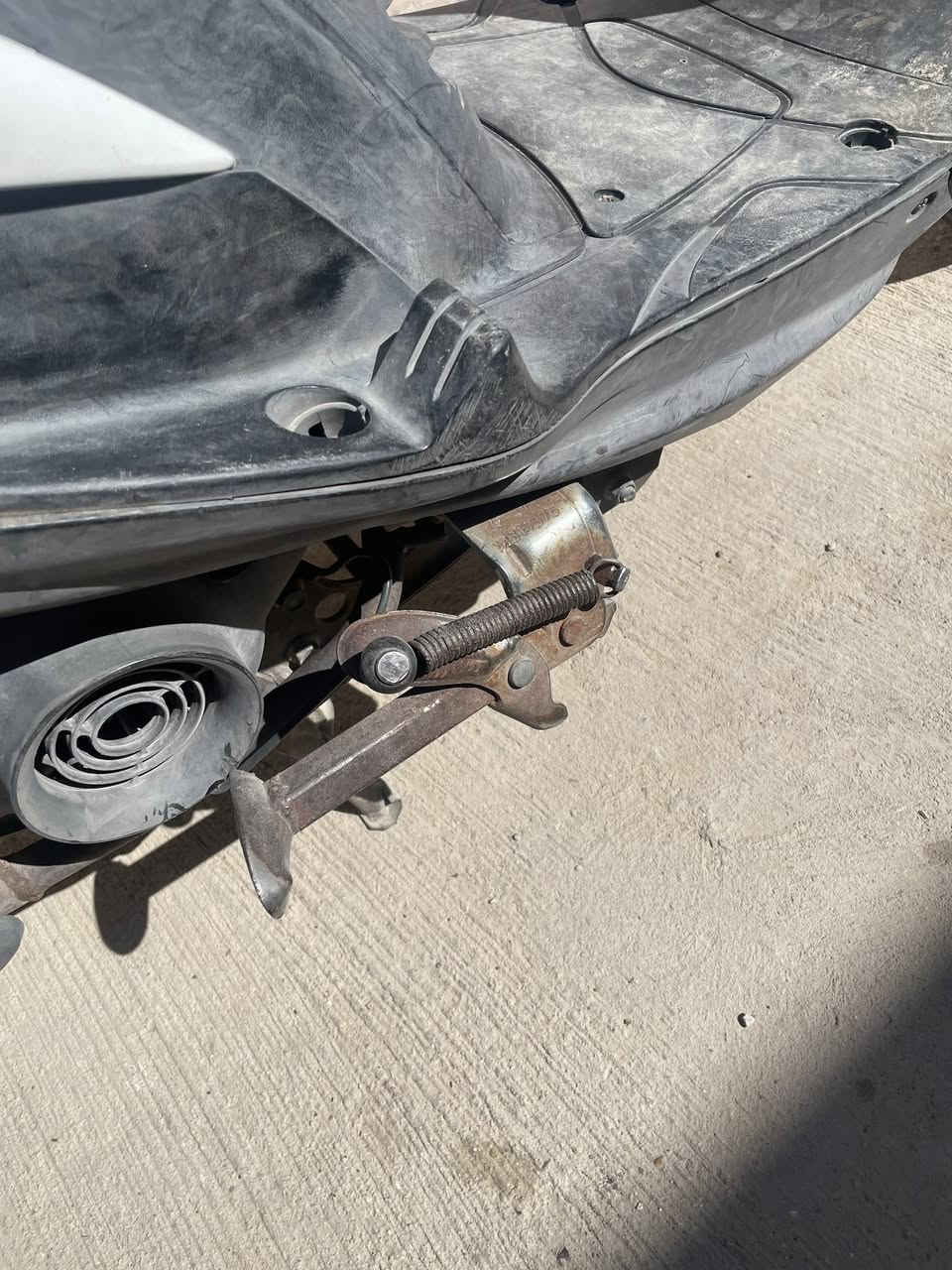 سلام عليكم ماكس عدل رمبه الدراجه مكفووله من الطول لطول شوفت عينك هستوه نازله من الرمبه يجي بيه ستاندين تزويد وبيه سستم سماعات وتجي وتكلب المكينه بجيس الدراجه معروضه ب مليون و50 وبيه مجال واليدور مكاني بغداد  حي اور اي استفسار خاص والي يدور تعبانات لا يراسل تحياتي الكم😇❤️‍🩹


**إذا كنت صاحب هذا الإعلان وتريد حذفه لأي سبب، رجاءا أرسل رسالة إلى الدعم الفني**