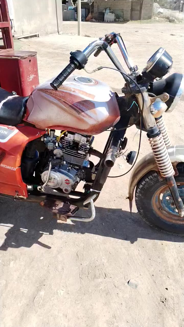 السلام عليكم ستوتة للبيع دايوان موديل 2015 ستوتة خير من الله شوفت عينكم الاوراق كاملة السعر خاص ***********
