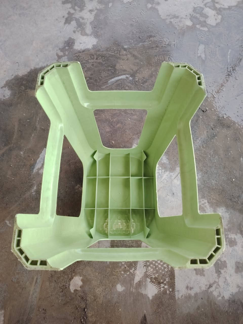 سلام عليكم شباب طبله عراقيه للبيع مستعمله شي قليل كلش نضيفات ٦٩ لوحده ٢٠٠٠ المكان بغداد ***********
