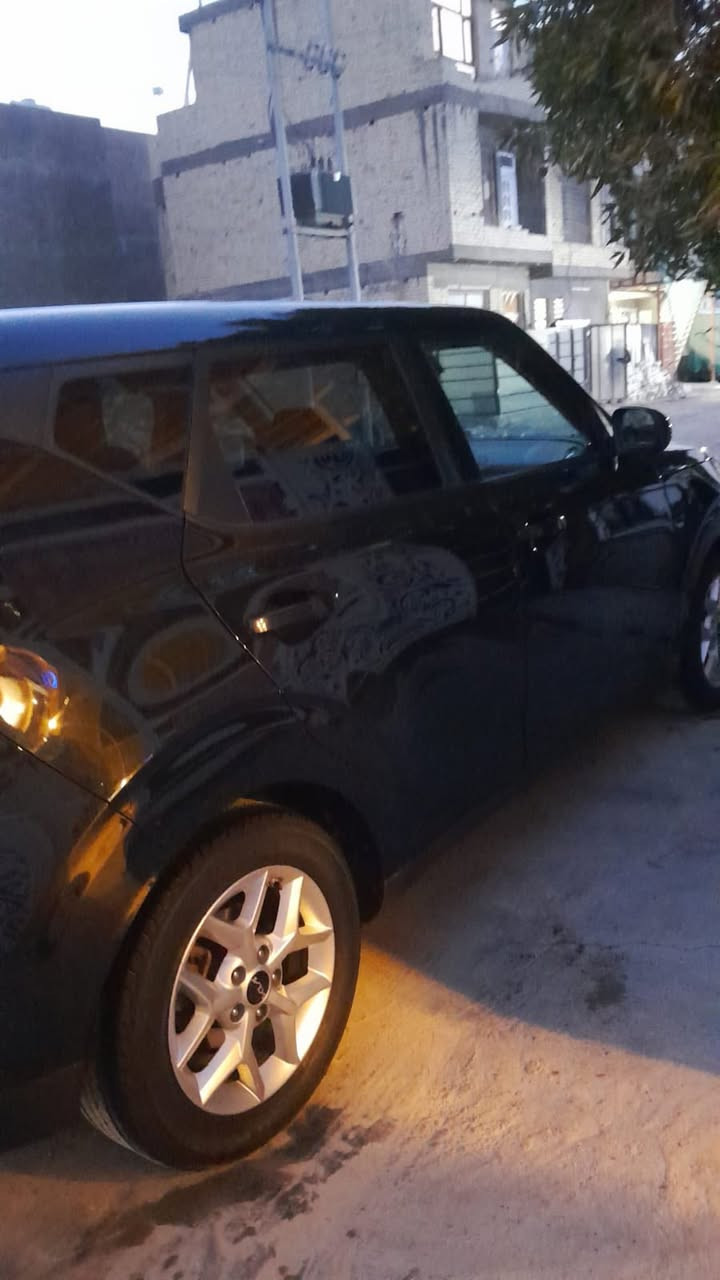 و
سلام عليكم كيا صول موديل ٢٠٢٣  بيه صبغ بنيد وجاملغ وباب بدون دواخل 
موصفات رادار بل مري حساسات مكاني حي الجهاد ***********
