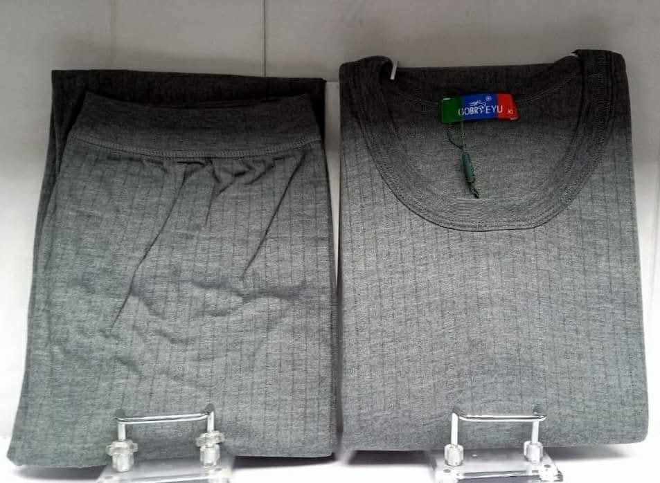 لكثرة الطلب سوينالكم بي عرض 🔥
مال هيج جو بارد ❄️❄️
سيت داخلي كامل رجالي #قطن ‎ 100‎%‎
فول ليكرا ناعم ضد الحساسية
القياسات من وزن 50 الى 130 
فقط ب8 الف .. اثنين ب15 الف فقط 🙏
  #العنوان حله حي نادر الثانيه الفرع المجاور لمدرسة الوائلي مقابيل البان سيد كامل بضبط 
***********
