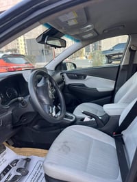 السلام وعليكم حبايب  كونا موديل ٢٣ رقم بغداد بسمي سنويه وهزه جديد كامل...