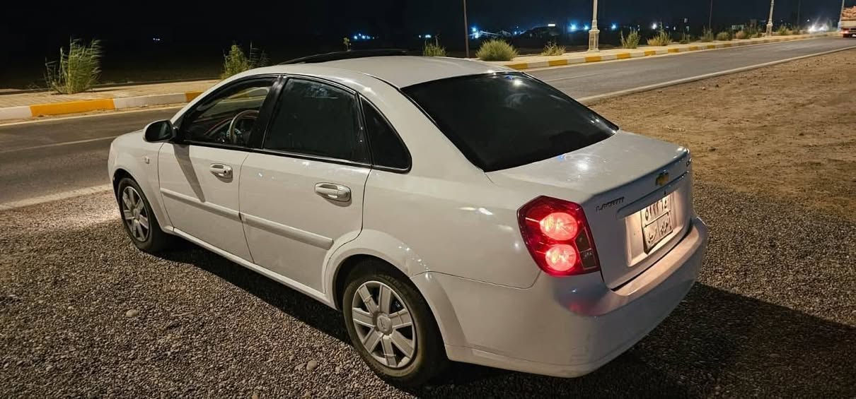 السلام عليكم اوبترا للبيع ادوات بعدها جديده تبريد ثلج سياره نضيفه متصرف عليها ربع مكاني قضاء الدور سعرها 40بيها مجال ***********
