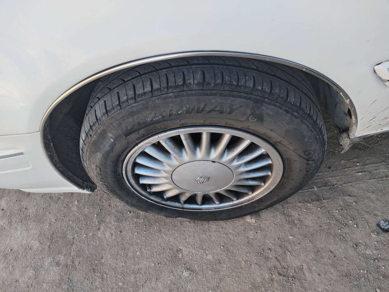 سياره راس ثور للبيع تكم بيه كصه جنطه سعر 75وبيه مجال قليل كلش حلو مال جناي رقم صلاح لدين نكليزي سنويه 29تنتهي ***********
