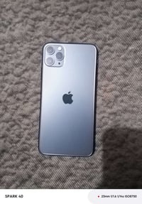 ايفون 11 برو ماكس • ٢٥٦ • عوزه شاشه