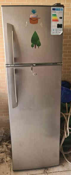 ثلاجه للبيع نوع universal حجم 14 قدم نظافة 90 بالميه ضمان الشغل والتجميد . سعر125 الف
عنوان اربيل هفالان

ورشة اربيل للتبريد
*********** 
***********
