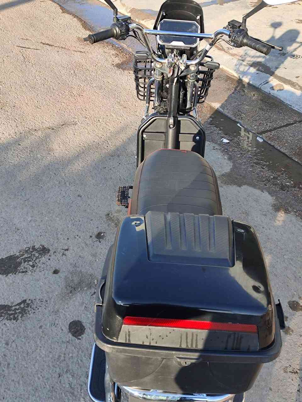 السلام عليكم متاح دراجه همر موديل 25دراجه فول نضافه 6بطاريات على فحص تشغيل كارت بصمه سويج  أم البك تثبيت سرعه
السعر 525
***********
