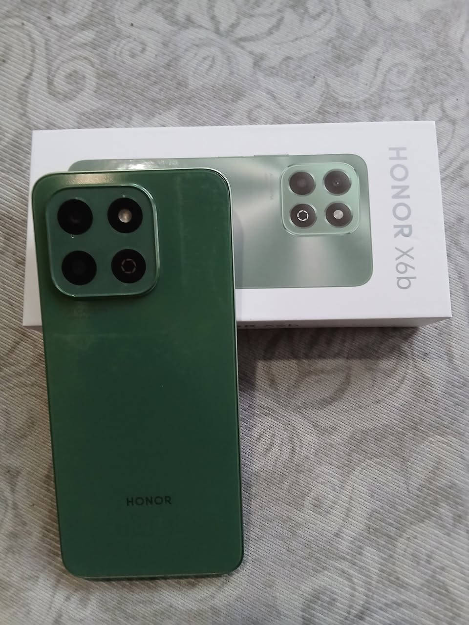 اسلام عليم جهاز هنر X6b
نضافه فول ذاكره 128
رام 6
السعر ١٤٠ وبي مجال 
***********
