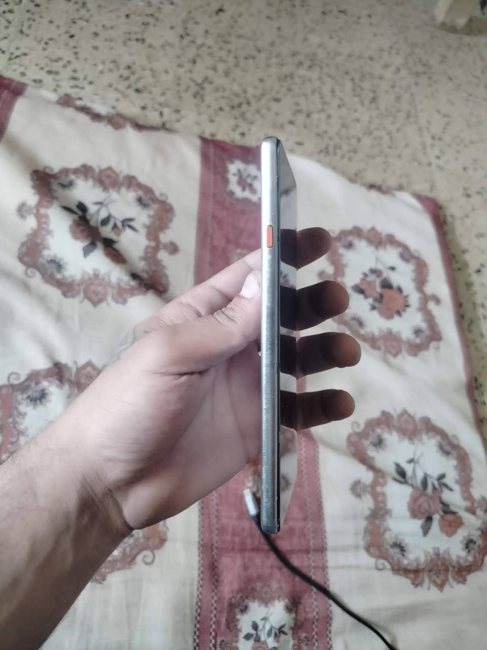 تكنو كامون 40 للبيع 
مبدل شاشه فقط الباقي شرط 
ذاكره ٢٥٦ 
بطاريه 5200
جهاز غني عن تعريف 
***********
السعر ٢٠٠ مجال بسيط 
مكاني موصل الأيسر
