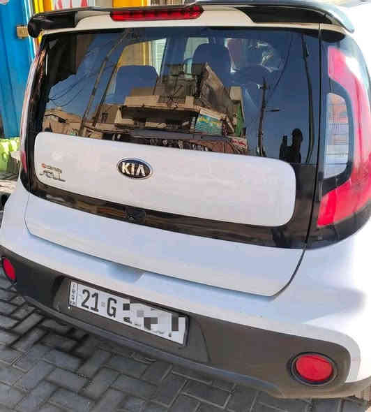 كيا صول 2017 رقم شمالي باسمي تحويل سنوية
محرك 1600 GDI  كير اوتماتيك ماشي 85 الف ميل
كير مكينة تبريد كهربائيات حدادية اطارات جيدة جدا
حادثها صبغ بنيد وشوية بارد جاملغ السائق بون دواخل
السعر 121
بغداد المشتل -ابو مصطفى ***********
