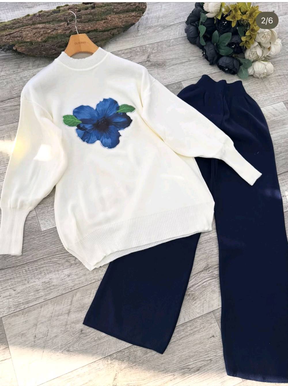 سوت تريكو نسائي قطعه ب 15 قطعتين ب 25 