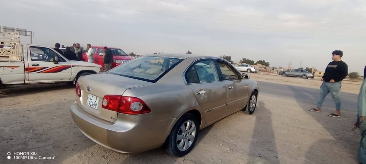 اوبتيما ٨ خليجي محرك ٢٠٠٠ دوش رقم بغداد سنويه ل٢٨ بأسمي اتصال ***********
او مراسله
