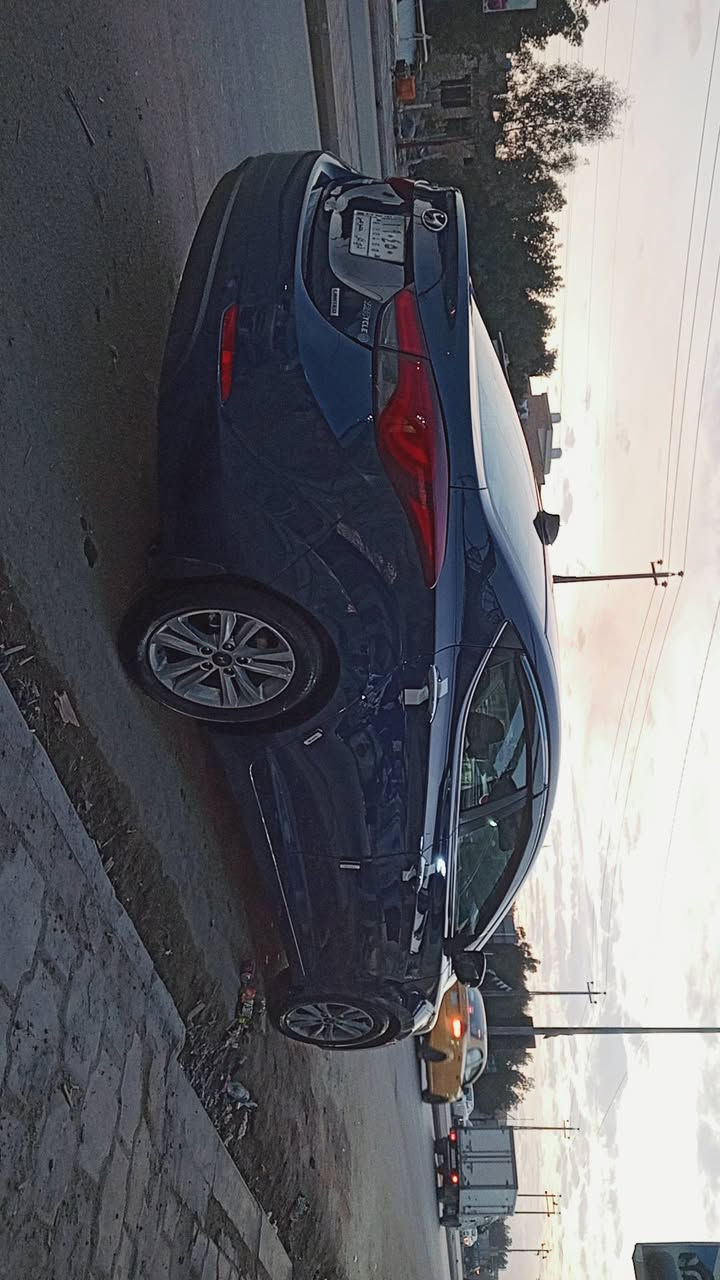 سلام عليكم الانتره مديل 16
وارد امريكي 
ليبل واحد. فقط صبغ. جاملق الايسر. وطرف البنيد
 مواصفات 
بصمه. 
شاشه كامره 
كشنات تدفه.  
فول تحكمات
مواصفات لمتدد 
مكينه 2000 
السعر $118 وبيه مجال 
العنوان الناصريه  حي اريدو 
رقم ***********
