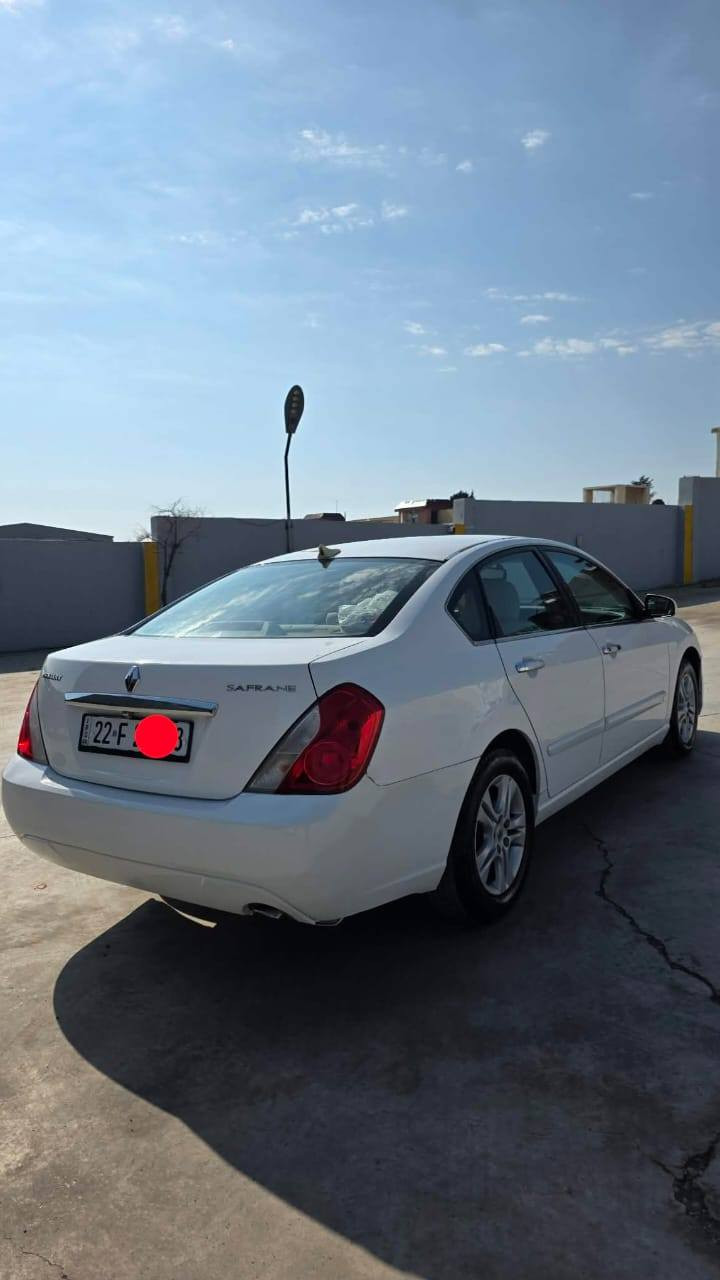 عندي رينو سفران. 2011
مكفول كفاله عام 
كيرمحرك بشرط
سه نه وي جديد ٢٠٣٠
***********

١٠٥ بيها مجال
