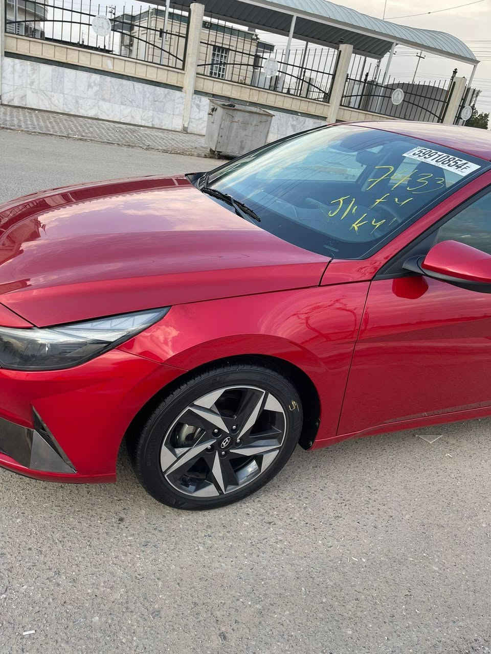 لسلام عليكم
النتر2023 وارد امريكيSEL فول مواصفات 
رقم بصره معوقين المعوق يسوي وكاله حادث بنيد فقط مبدل 
 بصمه  + بصمه صندوق 
فتح ذكي للصندوق عند الاقتراب
 تشغيل عن بعد بصمات ثنين
فول رادارات امامي + خلفي + جانبي 
 تبريد بيانو منفصل 
 اوتو هولد / كامره دوراه ذاتيه
 شحن لاسلكي / دخول ذكي 
3 وضعيات قياده / نورمل / سبورت / سمارت
 شاشه دجتال متصل
 شاشه عرض الاعطال
 محرك 2000 المرغوب دوش  لد امامي 
 فول تحكمات ستيرن
 نضام تثبيت السرعه الذكي رادار
 تحديد مسار 
وقوف ذاتي 
سياقه ذاتيه 
نضام تفادي الاصطدامات 
ويل كروم 17 وبعد هواي 
موصفات
ماشيه 40 الف السياره

مكاني البصره المعقل

  ***********

السعر 147
