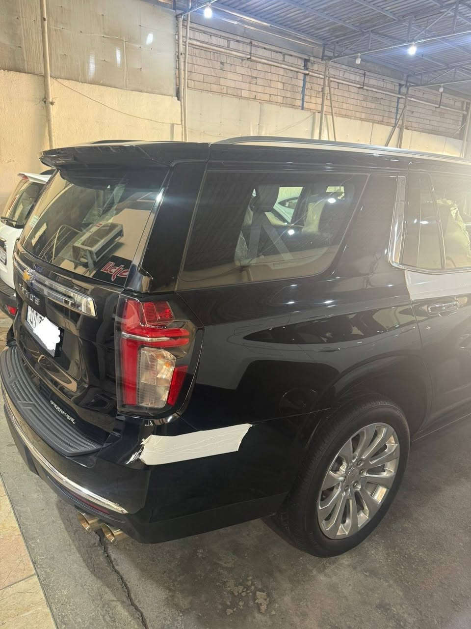 شيفروليت تاهو بريمير ( خـليـجـي )
الموديل :2023 
اللون : اسود 
ماشيه 11 الف  اخت الزيرو  
ضمان وكاله المنصور
السيارة كفالة عامة  بحالة الوكالة 
حجم المحرك : 5300 Cc
عدد الاسطوانات : 8 اسطوانات ( 8 سلندر )
المواصفات : 
* سقف بانوراما 
* دخول ذكي للسياره 4 أبواب ( بصمه )
* المقاعد كهربائية تدفئة و تبريد
* كشنات جلد + خشب ملكي 
* شاحن وايرلس لاسلكي
* ويل 22 انج.. نظام جكات
* نظام الرؤيه : 5 كامرات رؤيه شامله ( BIRD VIEW )
* نظام التعليق مستقل
* كشنات ميموري خزن
* نظام الصوت BOSE سماعات عدد 10
* دوسات كهرباء + اناره LED
مكان السياره بغداد.. 

 رقم بغداد الدولي بسمي تحويل.. سعر البيع 590 $ 

رقم صاحب السيارة ***********
