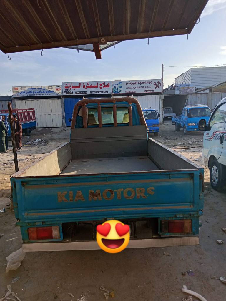 السلام عليكم للبيع كيا 96 رقم كربلاء السعر 50 وبيه مجال رقم***********
