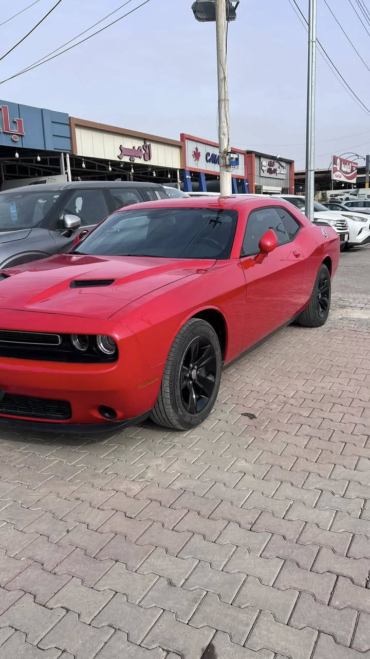 للبيع سيارة او مراوسة بسياره عالية  Dodge Challenger SXT موديل Last Call 2023، وباللون الأحمر المميز، بحالة ممتازة ومواصفات خاصة.

تفاصيل السيارة:
 • الموديل: 2023 (Last Call)
 • الفئة: SXT
 • اللون: أحمر مميز
 • رقم الشاصي: 2C3CDZAG1PH526181
 • الموقع: كركوك 📍

حالة السيارة:
 • الحادث: بسيط جدًا، فقط كسر في الدعامية
 • تم توضيح الضرر بالصور
تعديل بونيد المتضر كارت
 • قطعتين كلير أمريكي بدون حادث
 • السيارة كاملة وجاهزة ولا تحتاج أي مصروف
 • مكفولة من الداخل بالكامل (إيرباغ، محرك، كير، وجميع الأجزاء الأخرى بحالة ممتازة)
 • صور الحادث متوفرة

السعر: مناسب جدًا

📞 للاستفسار: ***********

يرجى التواصل على الرقم أعلاه لمعرفة السعر وباقي التفاصيل
