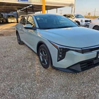كيا K4 • موديل ٢٠٢٥ • ٩٠٠٠ ميل