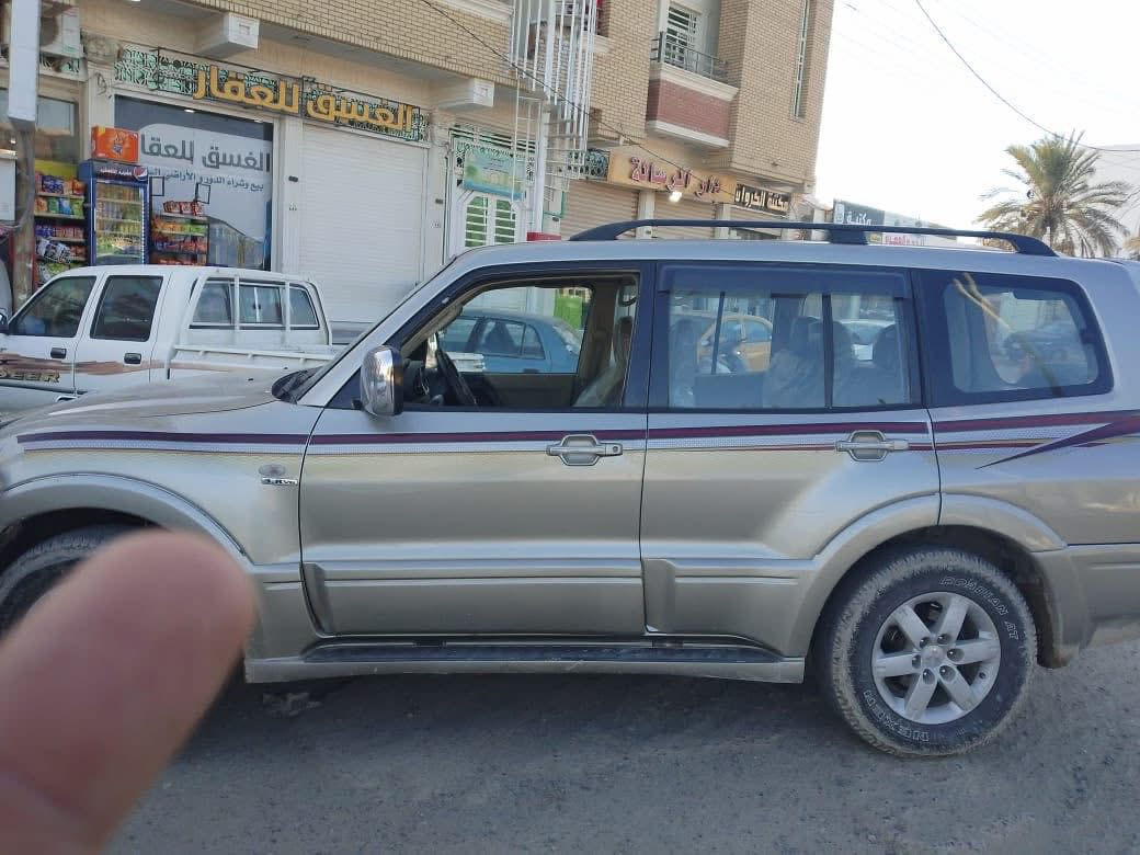 السلام عليكم باجيرو 2006كير محرك مكفولات صدر تايرات كله مكفول ضرر بنيد جاملخ و باب وجنطه رقمه بغداد انكليزي شرط التحويل سياره حيل نضيفه السعر 110 وبيه مجال مكان السياره صلاح الدين سامراء للاستفسار الاتصال على الرقم ***********
