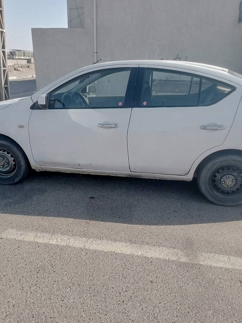 سياره نيسان سنت هندي 
راعيه بزبير وهيه بلقبله  مكينه كير تبريد 
سياره جاهزه رقم  صاحبه *********** اتصل بيه وتساب البصرة, العراق

