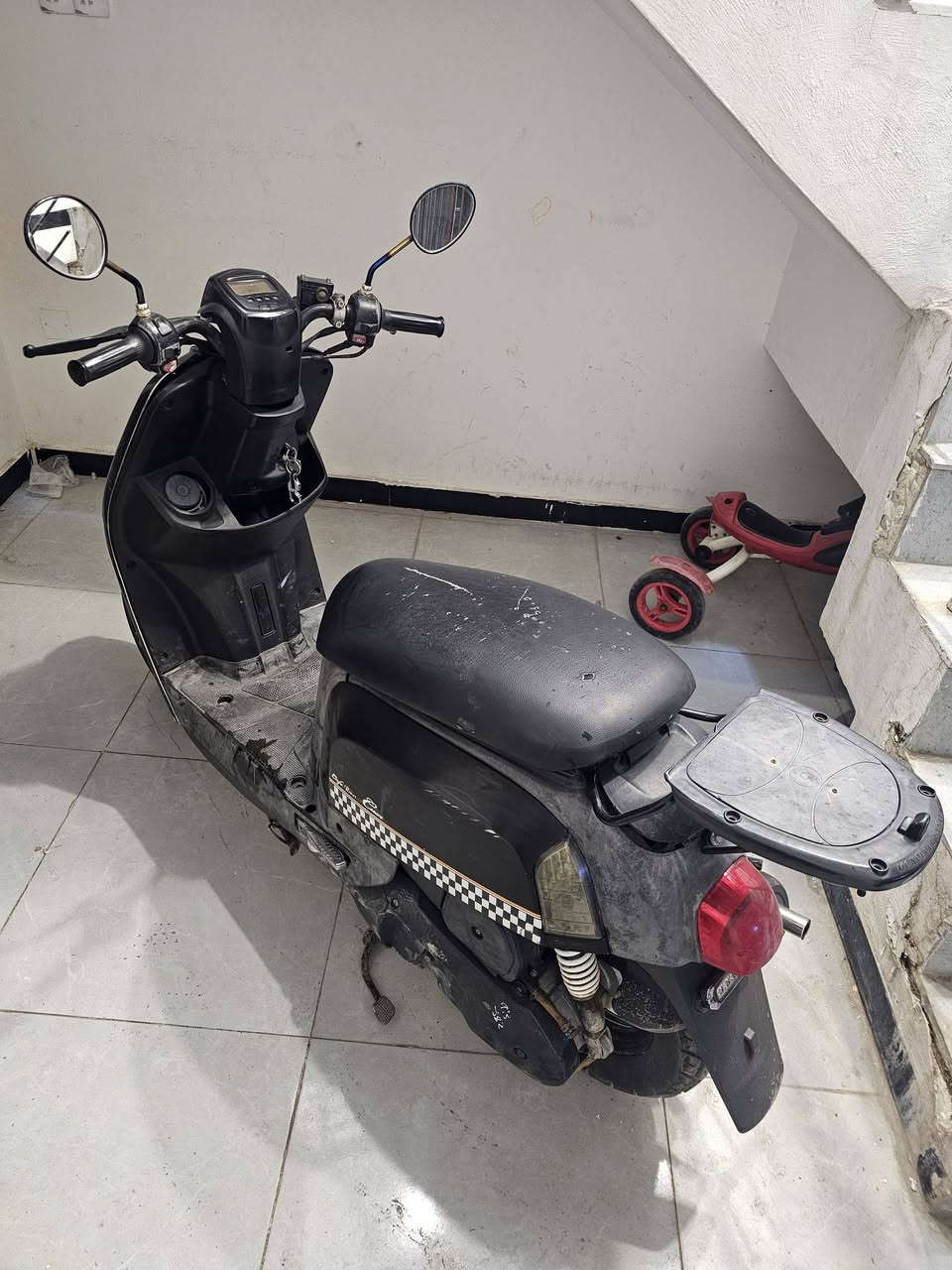 سلام عليكم دراجه ماكس بوليس نوزل مكينه بلادي برغي ممفتوح بيه كله بلادي تخم تاير جديد السعر 500 مكاني دوره ميكانيك ***********
