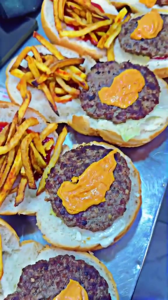 🔥 نور بيب بيب 🔥
الطعم الأصلي… ولحم عراقي ١٠٠٪ 🇮🇶🥩
أكلات جديدة ومذاق يخبل 😋
🍔 بركر بأنواعه
🌯 زنكر وفِلر
🍗 أجنحة وطبگات مميزة
🥤 مقبلات ومشروبات
📍 بغداد – البياع – شارع 20 قرب مقهى العربي
📞 ***********
نور بيب بيب…
مو بس أكل، نكهة تخليك ترجع مرّة ثانية 🔥
@الجميع
