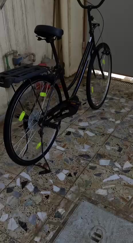 سلام عليكم سعر  150 لبيع امروس بسكل حاوي بسكل بخفت الريش نضفت100 مكاني نجف


**إذا كنت صاحب هذا الإعلان وتريد حذفه لأي سبب، رجاءا أرسل رسالة إلى الدعم الفني**