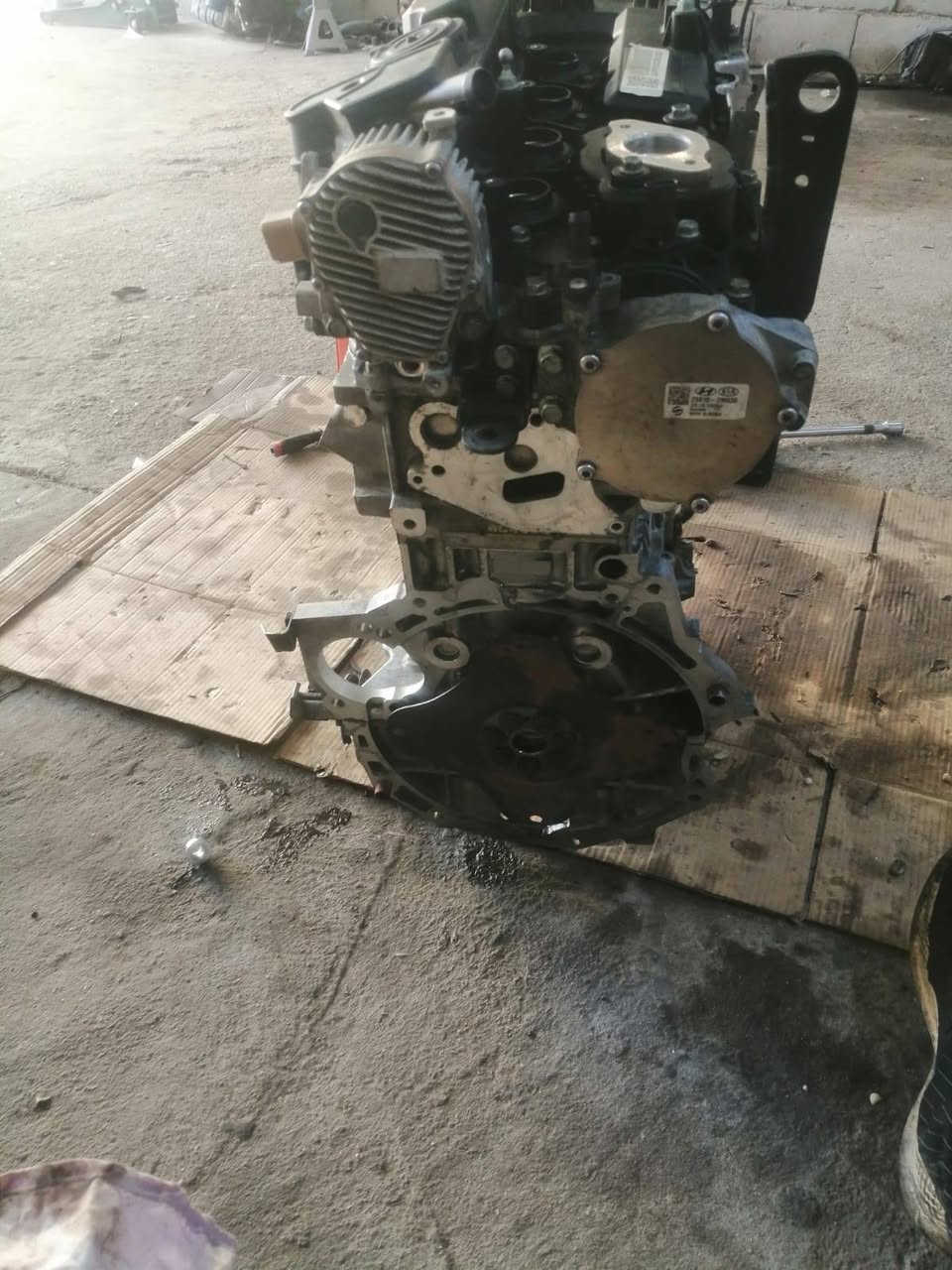 السلام علیکم محرك كي 5لبيع مديل ٢٣ محرك مفتوح مبدل طخم بستم وكاله اصلي ستندر  بدون كص ستندر محرك حاويه فقط بس بستم مبدل ظمان ١٠ يوم سعر ٧ورقات مكان ناصريه مركز ***********
