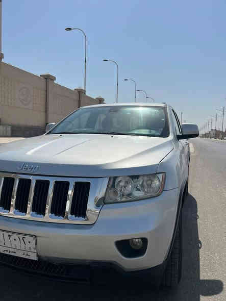 للبيع جيب لاريدو 2012  تو ويل رقم بغداد بيهه صبغ جاملغ مقابل السائق فقط بدون ايرباك 
بصمة ابواب 
بصمة تشغيل 
تحكم ستيرن 
محرك 3.6  سته سلندر 
السيارة نظيفة 
السعر 158 روقه 

***********
