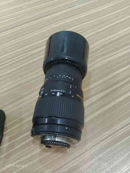 سلام عليكم كامره نيكون 3200 معا ملحقاتها جنطه +بطاريه +حزام كتف +رام 32+زوم 300/70 +شاحنه عنوان البصره القرنه سعر واتساب ***********
