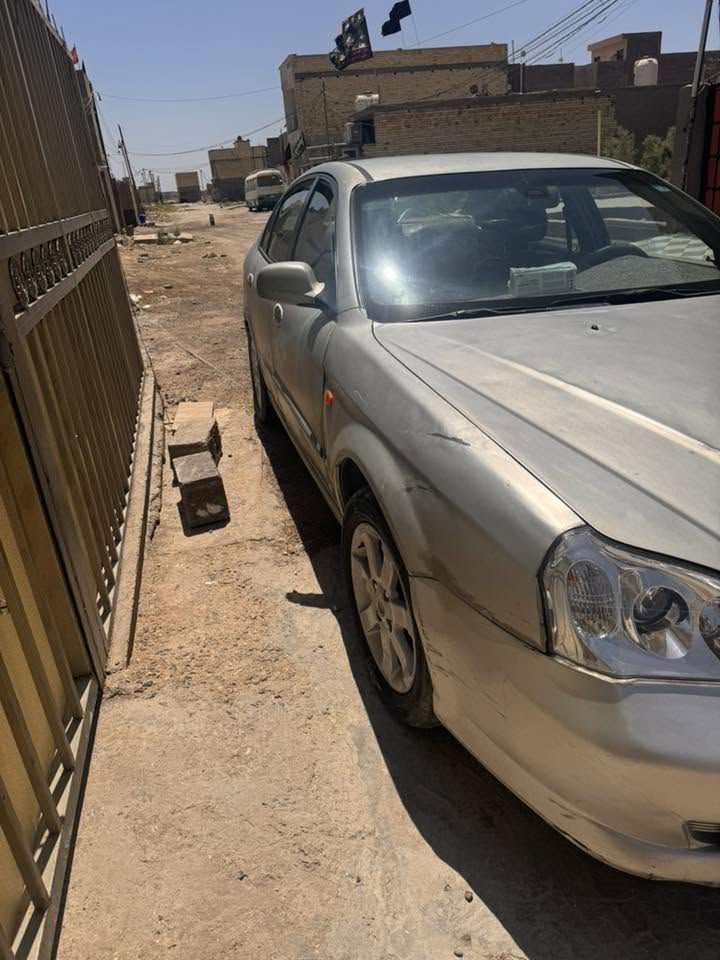 للبيع دايو ماكنوس 2000
كير اوتو محرك 1800 ما بيه اي ضربه قويه 
سنويه مجددا ل2030 سياره بسمي ثاني تحويل 
المحرك بي خيط تبخير فقط اي شي ثاني مابيه 
المكان بغداد تراث البياع 
رقم الهاتف ***********
السعر 32 و بيه مجال
