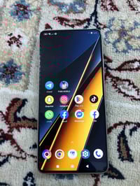 بوكو X6 برو • 5G • موصل الايسر