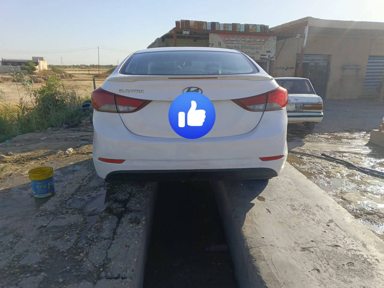 خليجي انتره 2016 
فول مواصفات ما عده فتحه بالقماره
كير و مكينه 1600 دووش 
برغي مافتوح بيه 
تبريد قطعتين  خلفي وامامي 
اشاير بلمري 
مرايه كهربائي 
كامره خلفيه 
شاشه لمس 
كشن شاموا
تحكم بالستيرن 
نظام اليكو 
وضع نظام القياده 
بيه بس رش صبغ  نص من باب خلفي 
ونص من جاملغ الخلفي 
والباقي كفاله  عامه 
سياره  بأسمي 
شرط المداور 
السعر 125 وبيه مجال


**إذا كنت صاحب هذا الإعلان وتريد حذفه لأي سبب، رجاءا أرسل رسالة إلى الدعم الفني**
