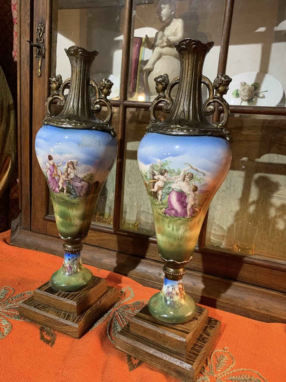 تحفيات و الانتيكات النوادر الاوروبية  توصيل لكافة المحافظات 
*********** 
توحەفیات و ئەنتیکات ئەوروپی گەیاندن بەردەستە بۆ سەرجەم شارو شارۆچکەکان 
***********
