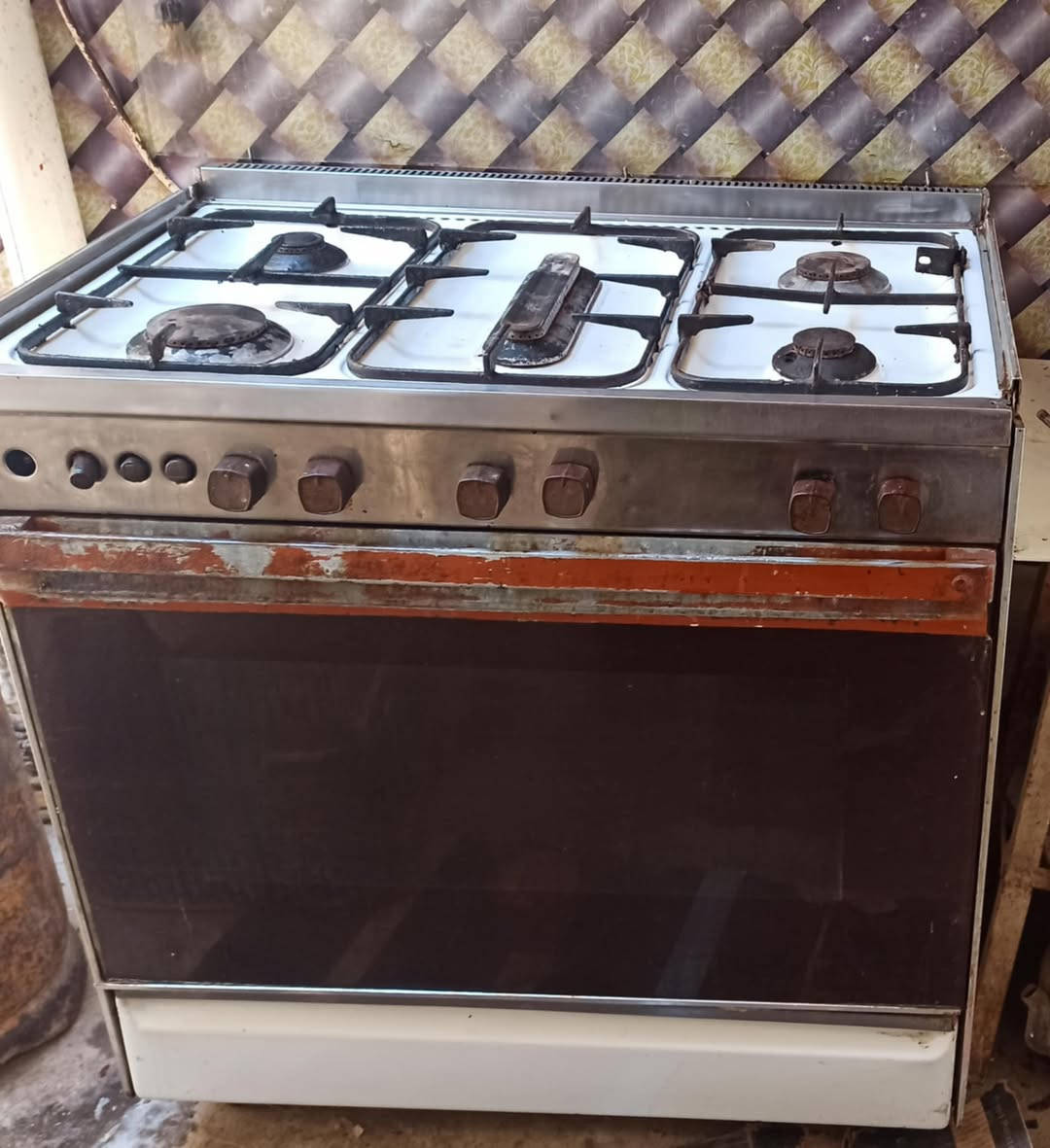 مستعجله ع البيع طباخ نضيف شغال
السعر 125 بي مجال بسيط 
شراي تفضل خاص


**إذا كنت صاحب هذا الإعلان وتريد حذفه لأي سبب، رجاءا أرسل رسالة إلى الدعم الفني**