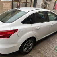 18 فورد  تخم تاير جديد  صدر أمامي خلفي جديد باتري جديد  تدفئة استيرن و...