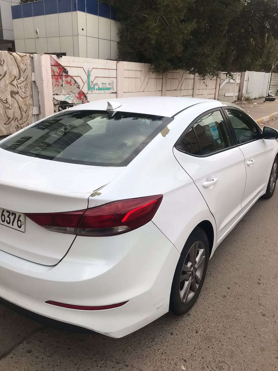 النترا 2018
ماشية 180 mi

وارد امريكي

ضررها بنيد وشبر من القمارة 

مواصفاتها معروفة 

السيارة رقم اربيل وعندي وكالة بيها

والي حق التحويل يعني تحويلها مباشر مني

واللي يعرف بهذا الموديل بيها عيب مصنعي الصبغ يكشر من وحده 

گير مبدل والمكينة ما مفتوحة

والسونار مرفق بالمنشور

مكاني بغداد الحسينية 

 

السعر 110 وبيها مجال 

رقمي: ***********
