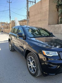 للبيع جيب 2019 لمتد فول مواصفات 1/1 رقم بغداد بسمي  فتحة سقف بنوراما  ...