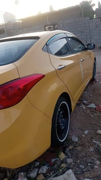 للبيع خليجي مكينه 1600 بغداد بسمنه حرف واو راعيها موجود بصره مديل 2012...