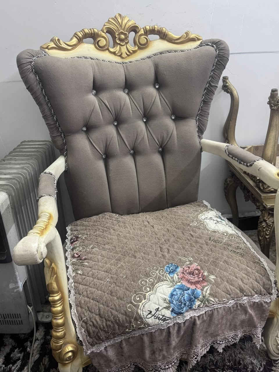 تخم مصري ملكي 
٩ مقاعد مالي اي ضرر فقط الي دتشوفوا بالصوره
ومتوفر طبلات ذهبي ٢ 
وطبلات ٢ صاج 
وطباخ ب٥٠ الف فقط 
الي يريد يدخل خاص


**إذا كنت صاحب هذا الإعلان وتريد حذفه لأي سبب، رجاءا أرسل رسالة إلى الدعم الفني**