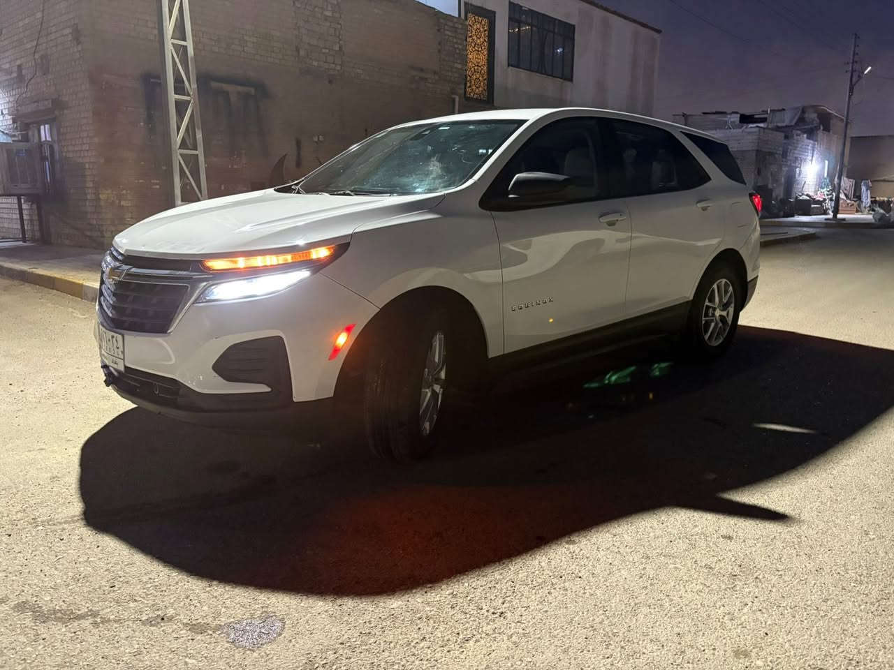 السلام عليكم.  كوينكس 23 ماشيه 35 وارد امريكي ضرر خفيف موجود بلمنشور صوره الحادث بغداد السعر 183 وبيها مجال 
للتواصل 0786 493 7027
