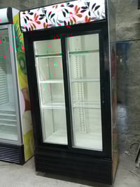 براد ٢باب تبريد فول ع وضع الشركه لعنوان بغداد شراي يتصل 07721212808