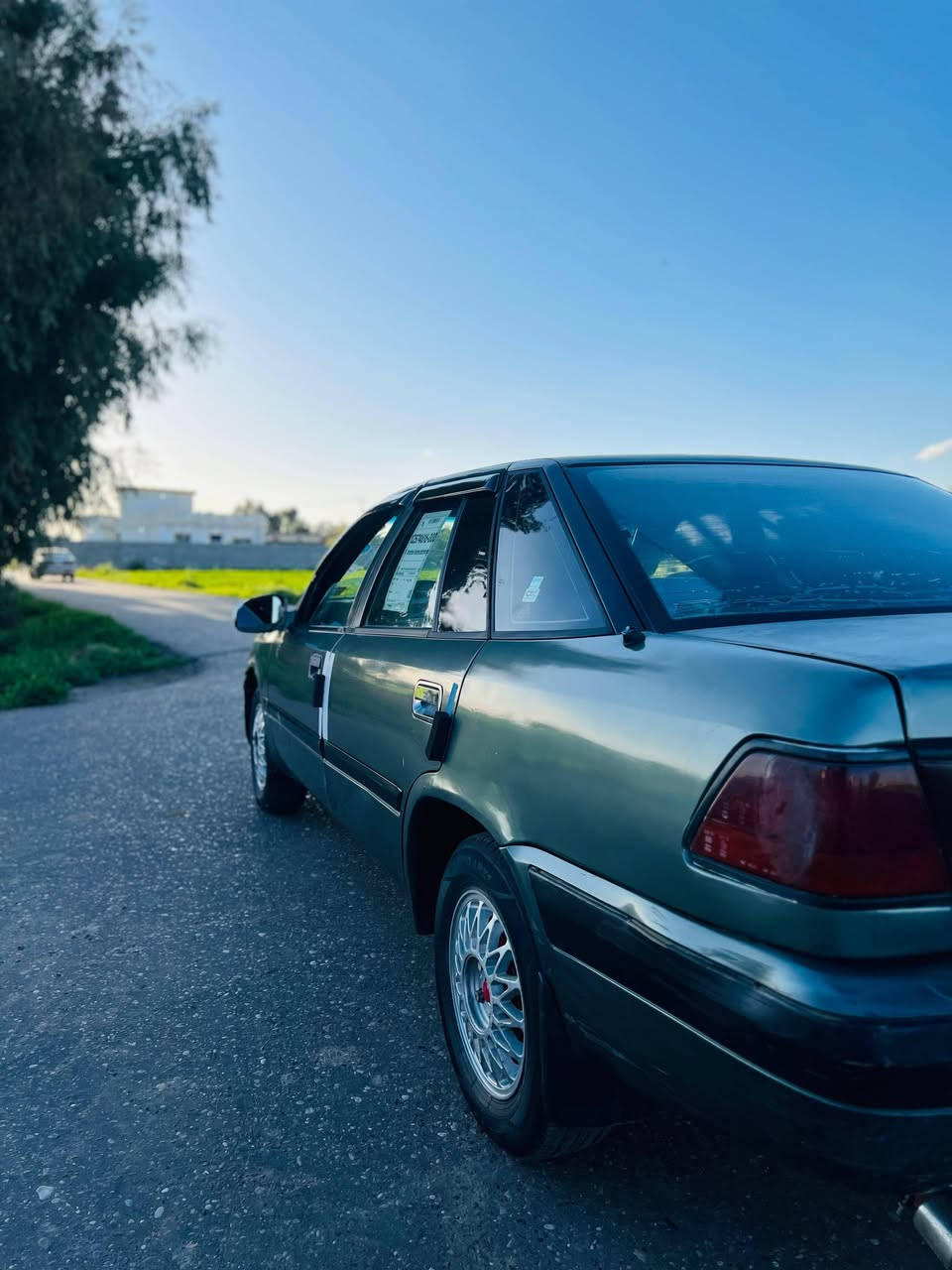 السلام عليكم اللبيع دايو اسبيرو موديل 95  رقم صلاح الدين مشروع وطني 27 محرك 16 مفتوح صدر مامي و خلفي جديد كهربائي كله شغاله بدون خياس بدون حادث  سعر 26 وبيها مجال مكان تكريت رقم الهاتف ***********
