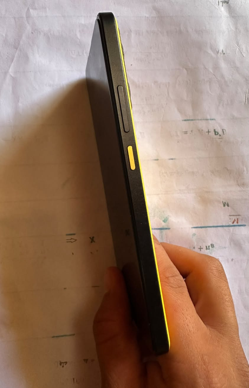 السلام عليكم
بوكو X6 برو 5G للبيع
ذاكرته 512
الجهاز برغي ما مفتوح 
للاتصال ***********

