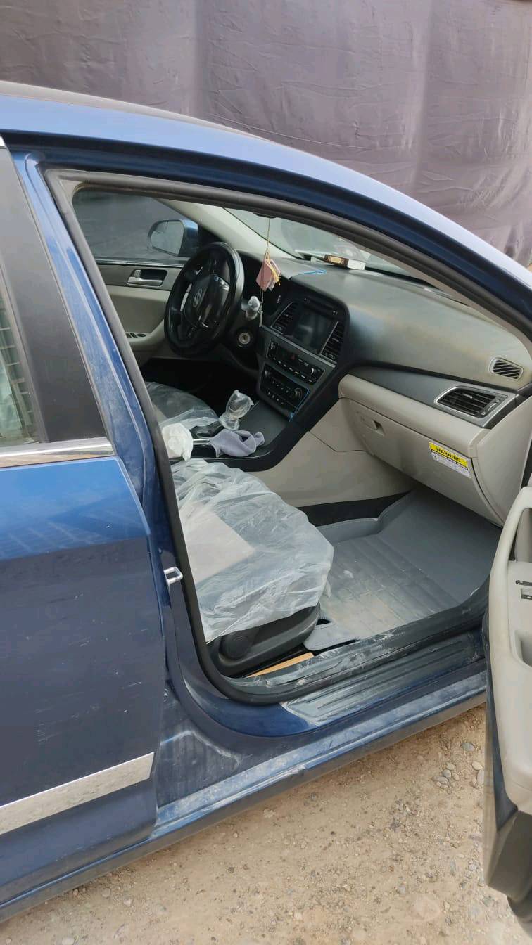 سوناتا 2016 رقم اربيل باسمي سنويه جديد رقم انكليزي كل نقص بيها ثلاث قطع بس اني ابيع احزام مكفوله من كلشي  باتري جديد ابلكات جدد مجاول جديد فيت بم جديد مابيها اي نقص بكاني بغداد سبع اقصور بصف حي ور الرقم ‏‪***********‬‏